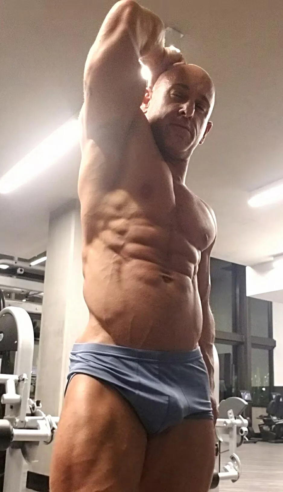 A jock should be shredded to the gills! posted by vinnymarchegiano