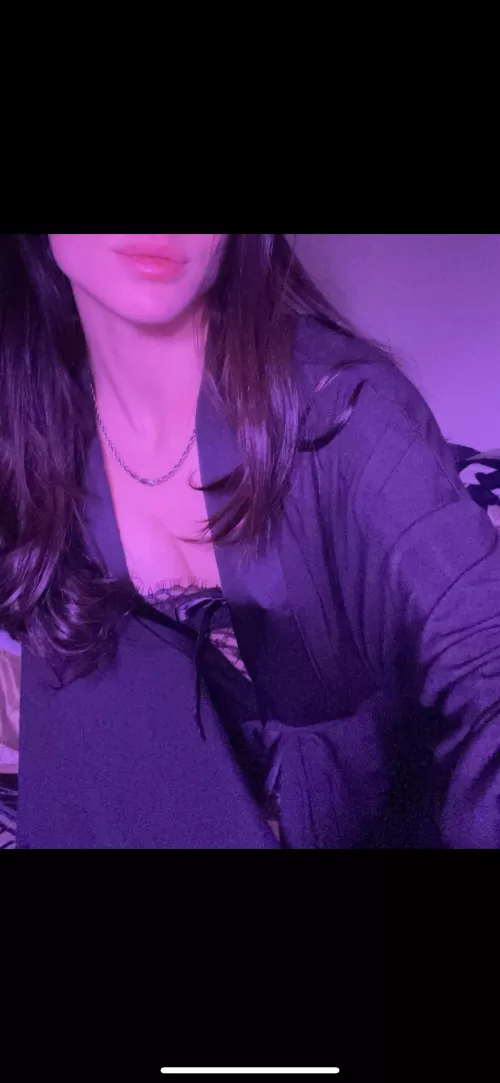 A kiss is all it takes [f] by sultrysagii