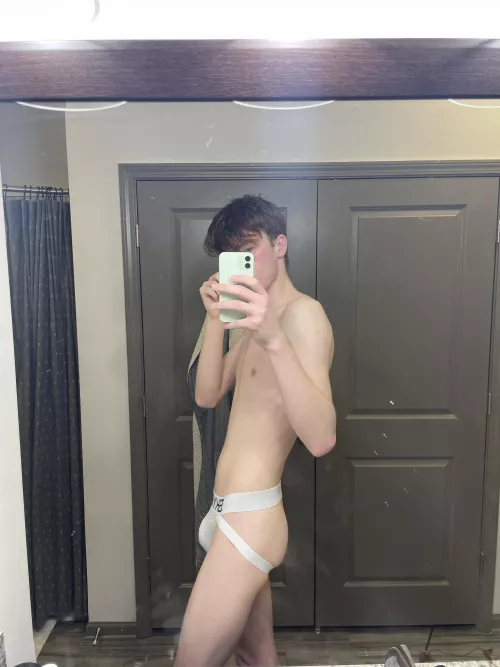 a lil tight 😨 by andydrew8