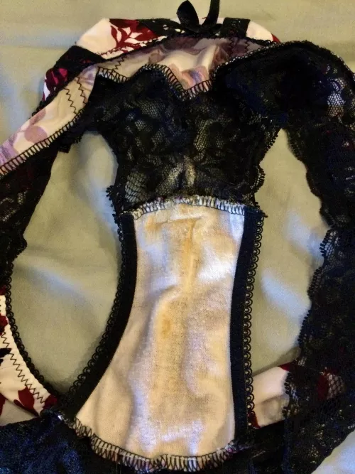 A little bit of creamy leftovers 😋 by cap7977