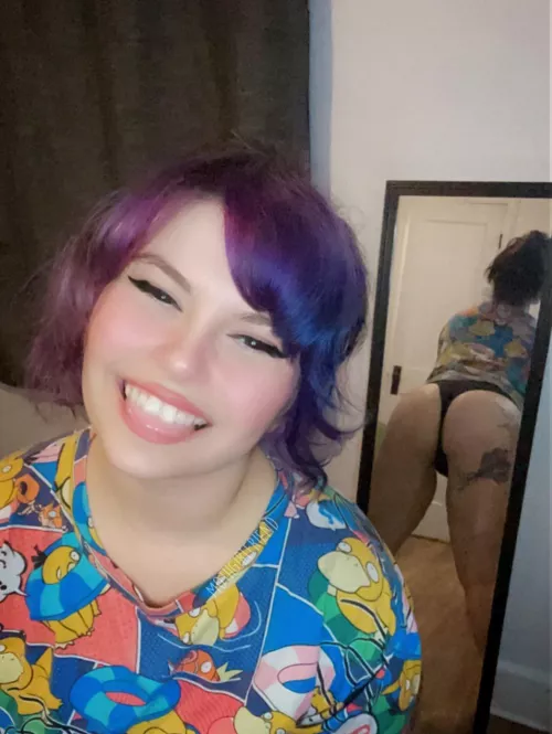 A little booty from this big tiddy goth gf 😋 Hope you have a lovely holiday and/or day! by m0thgirlfriend