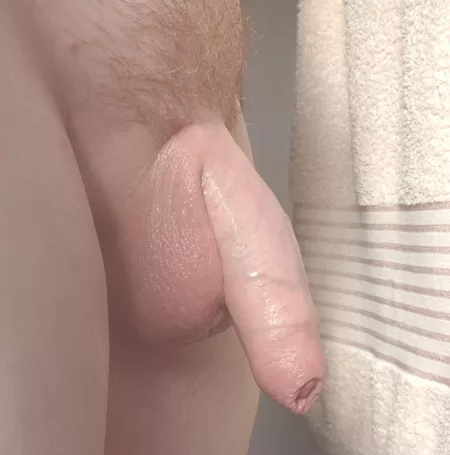 A little overhang by MR-low-hangers