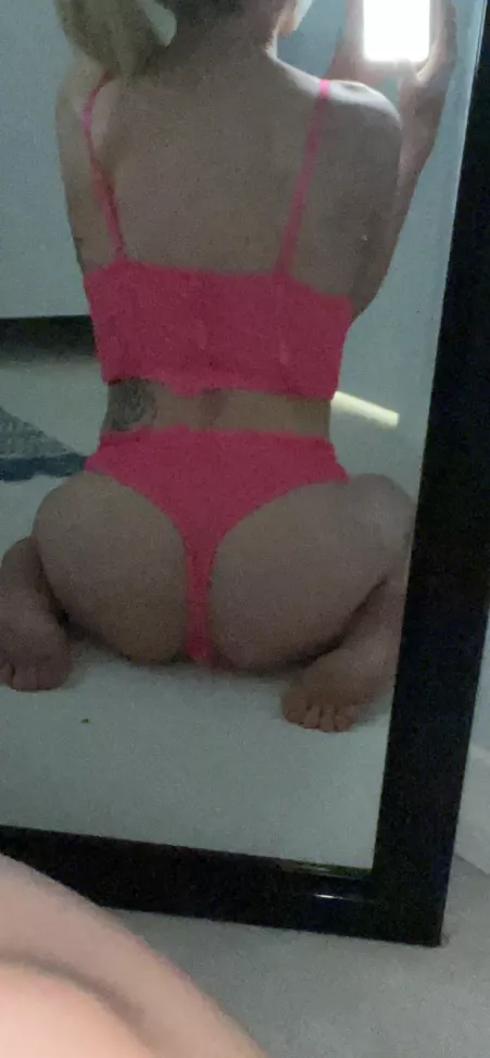 A little peach 🍑 now I just need someone to grab it ;) by CityKittyKitty