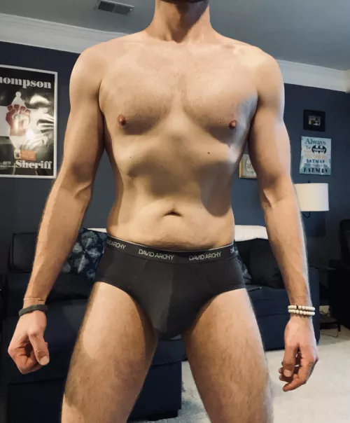 A little post gy(m) posing. Feeling myself in these briefs 💪🏼🔥😉 by RockerBoy33