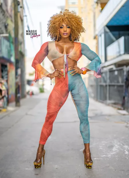 A little see through by _SwirlGuy_