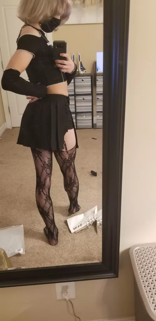 A little skirt, a little leg by grumpyplatypae