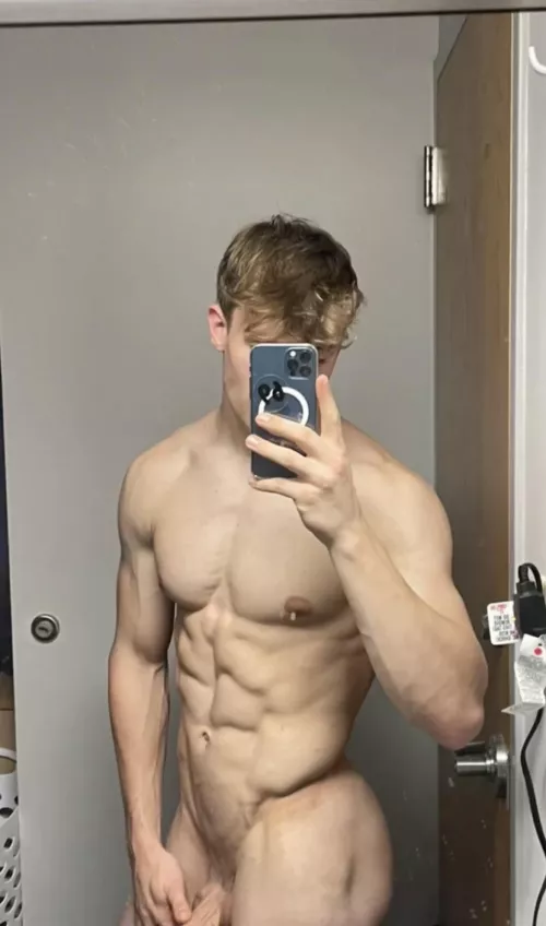 A little something for the few people scrolling by new by SeanRoyce11