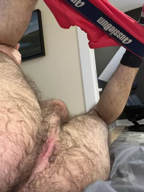 A little sweaty by nostromo1803