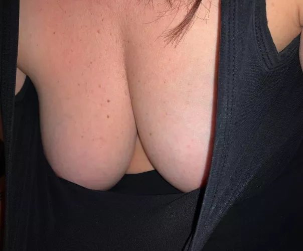 A little tease 😘 by Inquisitivecouple420