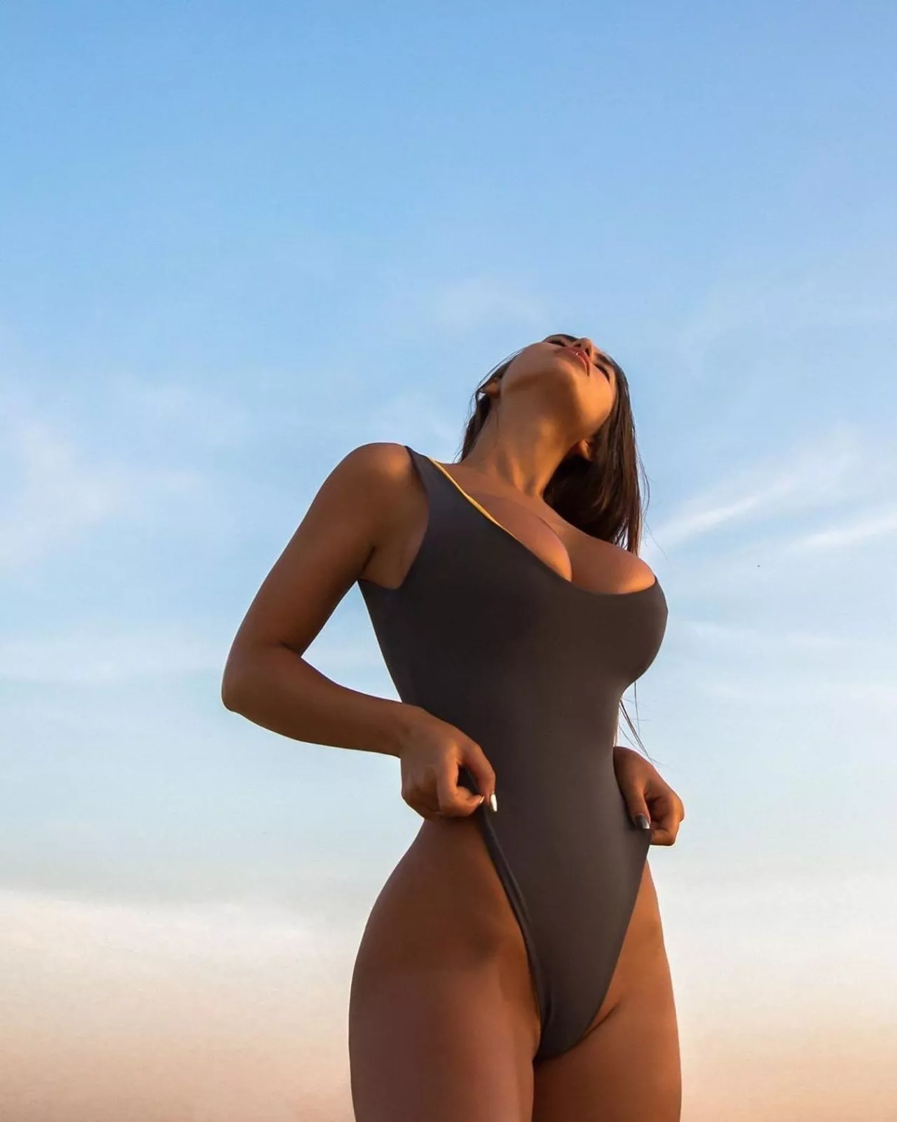 A lot up top posted by altbubblr