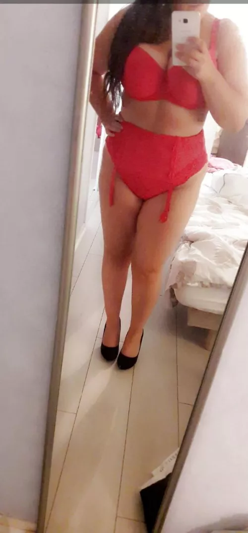 A milfie a day.....you know the rest. by bullish2728