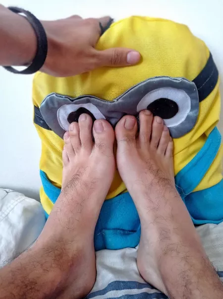 A minion that is luckier than you. His face was stinky with my sweat. by godsalvatore97