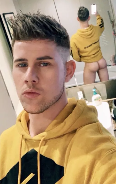 A Moment Of Reflection by Scooby-Dooby-Do