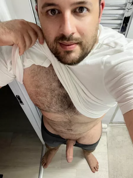 A quick flash while I’m getting ready by codbop3