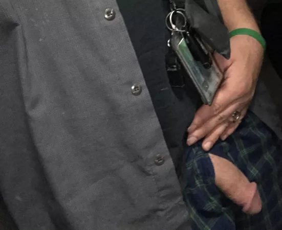 A quick peek from the shop office (M) by Jakejeckel25