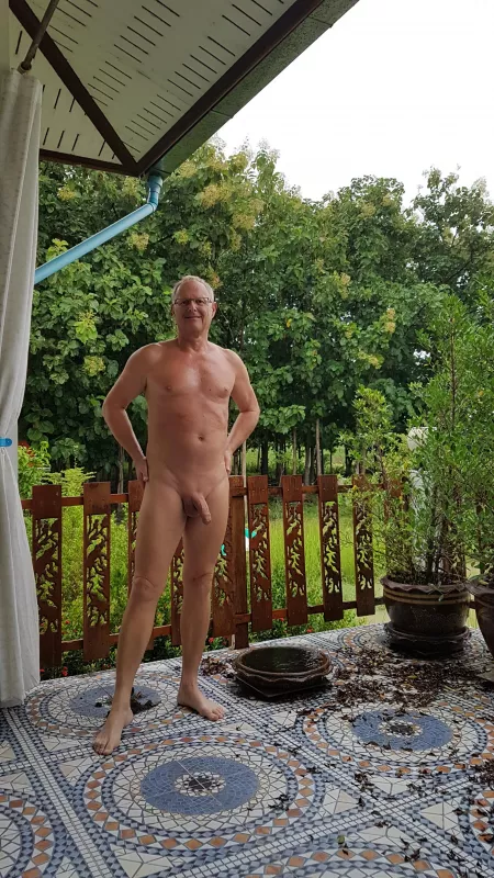 a rainy Saturday is a good day too by znarf-fesoj