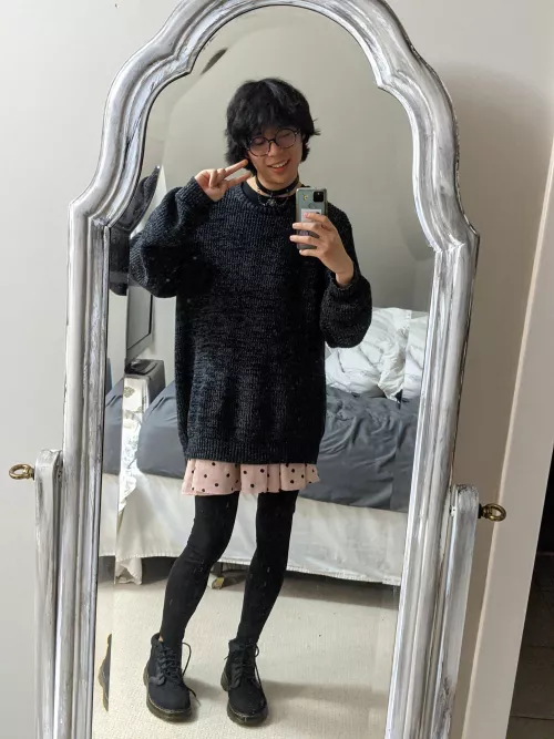 A really cute girl gave me this sweater and I feel really cute in it 🥺 by aquigley157