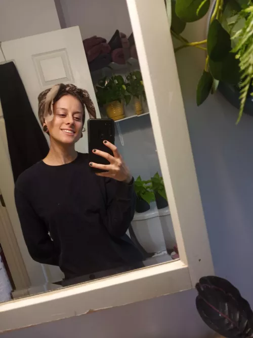 A simple smiling mirror selfie because I haven't posted here in a while! Hope your new year is starting off well [F] by LayneeDivinee