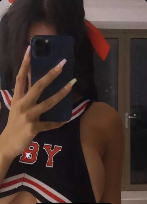 A sneak preview of my Halloween outfit for tonight. Any guesses what I’m going as? by prettyfeetgangx