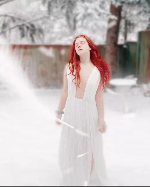 A snow Angel 👼🏼 photo credit: Persia Lourdes