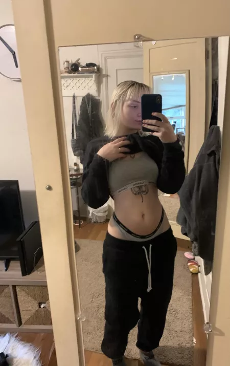 a treat in celebration of my cake day! by elliotgallahan