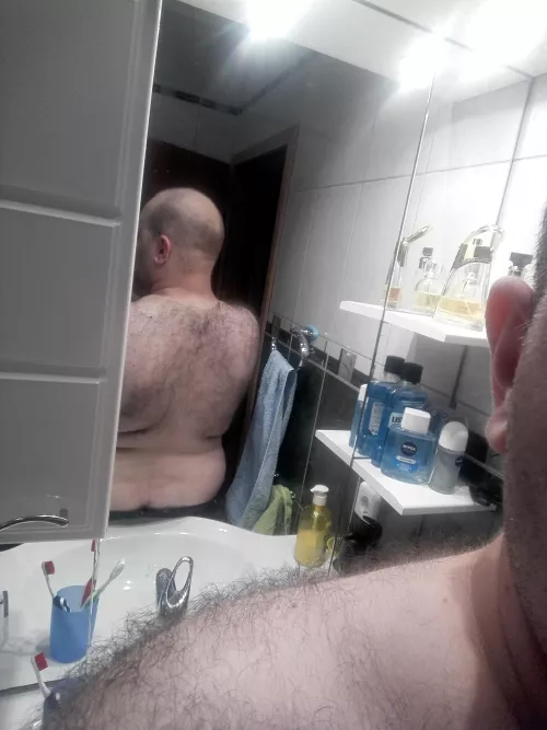 A very hairy back lol