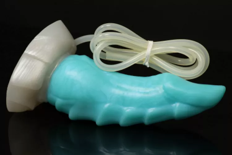 A very nice XL/M Kelvin I snatched from the drop! by arg0nm3tal