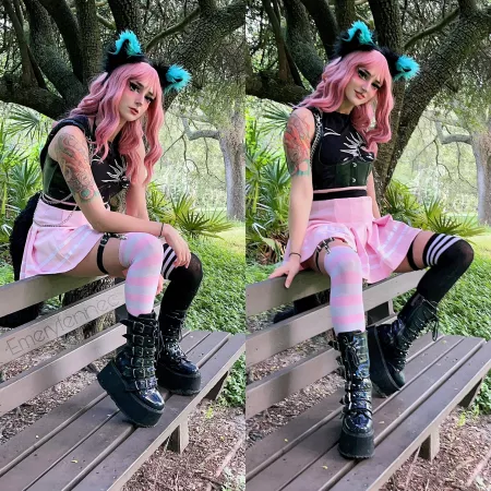 A wild cat girl by Emery fennec by Emeryfennec