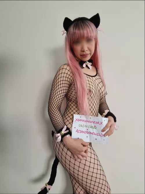 A wild CAT GIRL has appeared...NOW, can you make me PURRRR? by xhanaxhunterx