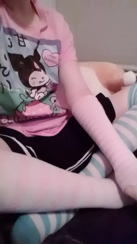 AAAAAAAAA I'm new to posting on reddit, Hewwo 👉🏻👈🏻🥺 by femmysusu