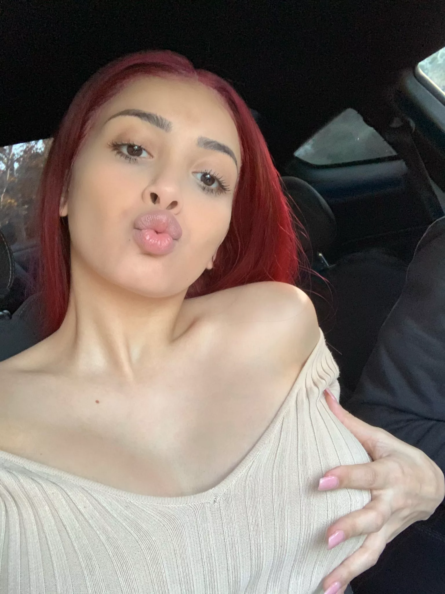 Aaliyah Hadid 🥴 posted by Oyolv501st