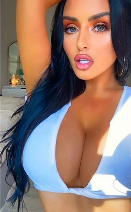 Abigail Ratchford by Dvaderstarlord