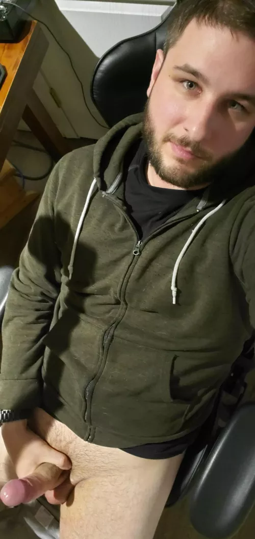 About bedtime, but thinking I should make a mess with a redditor first 🤔 by slimslam_spaceman