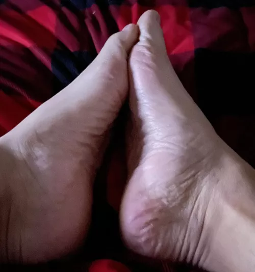 About to be played with in T minus 3 min by Harrypotskins1