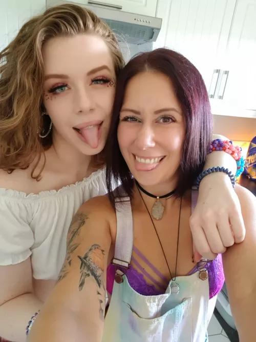 About to get up to no good! [FF] by Best_Turnip