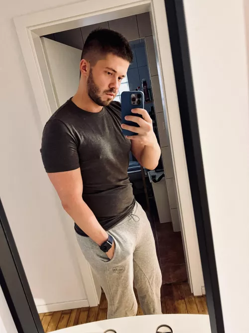 About to play some Forza Horizon 5 tonight. 🎮 Who already played it? 🤓 by marco_wo