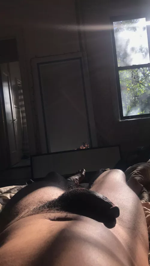 About to roll up. Wish I had someone here smoking me while we smoke together by sredfire