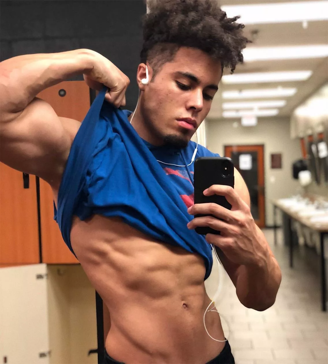 above and beyond 🗿 posted by novagains