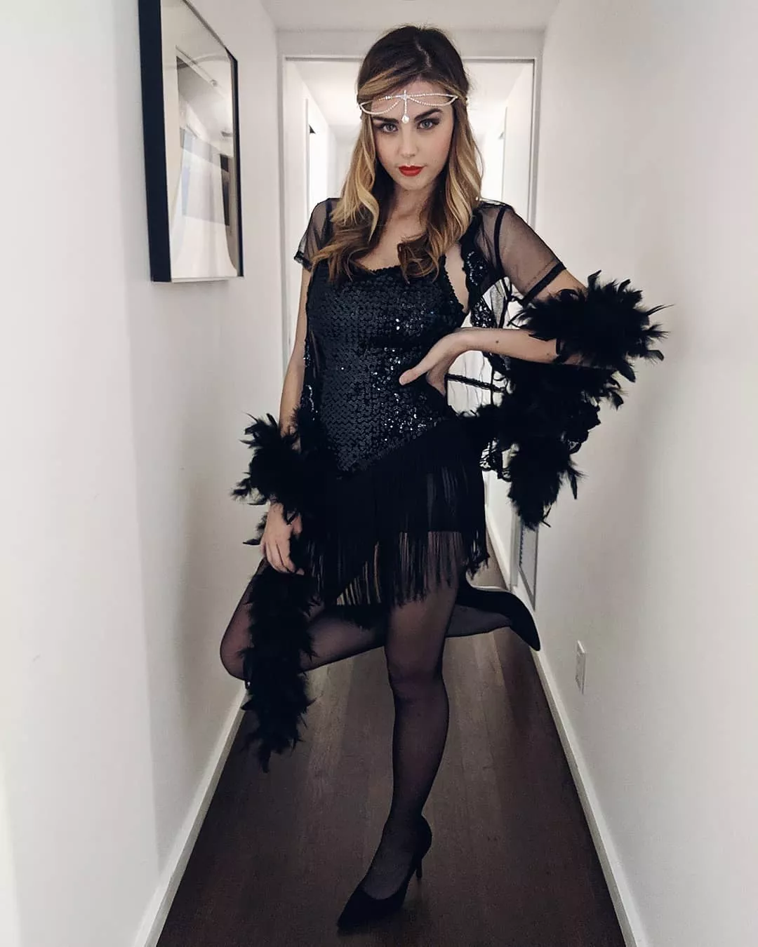 Absolute stunner posted by SurpriseVixen