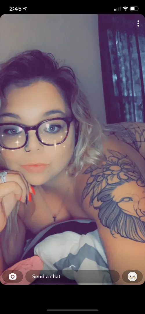 Add me on kik sexycouplesharing40 I’m trading pics of my wife for pics of your girl by Dangerous_Library849