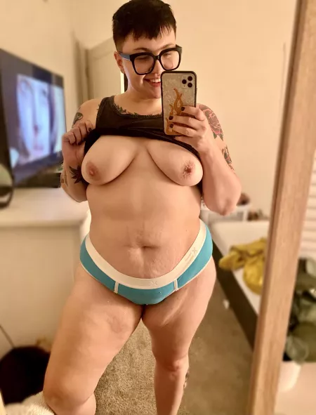 Addicted to showing off for you 💖 by fierycurves