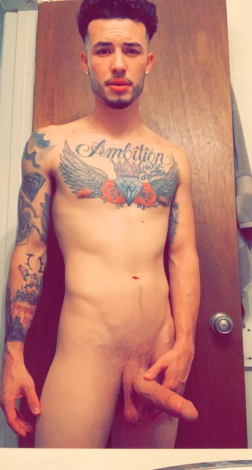 Addicted to the ink 🖊 by Dramatic_Pop_9478