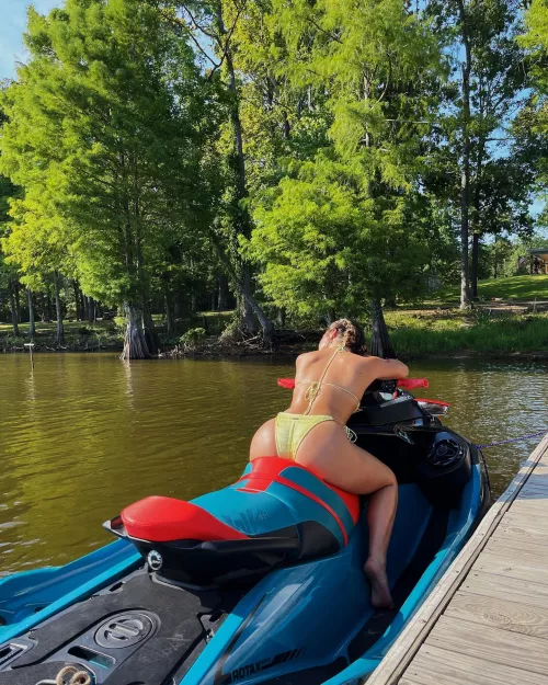 Addison Rae by Sexhmm31