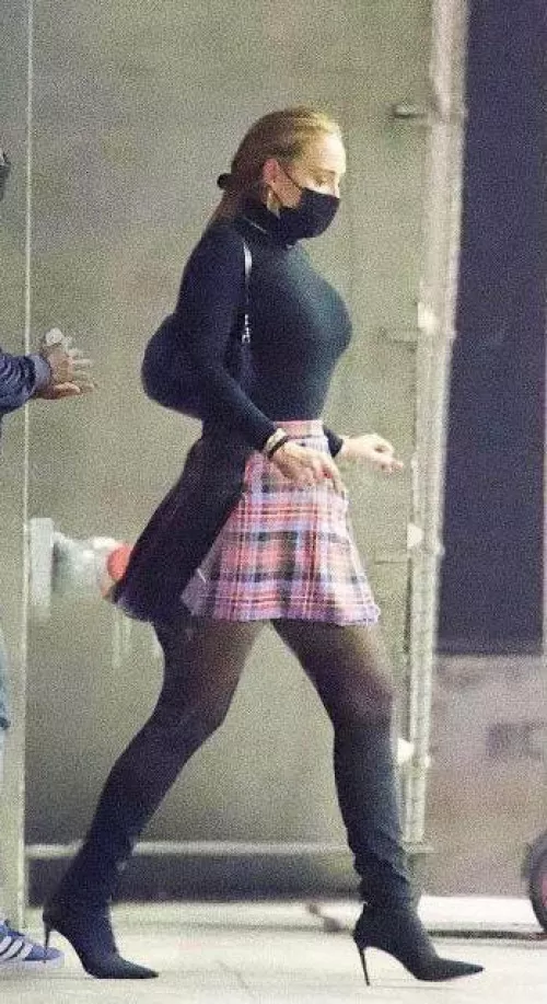 Adele lost the weight but kept the tits by Stanley_Elkind