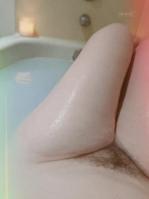 Admire me while I'm in the bath 🥰✨ by rubiedoll_2