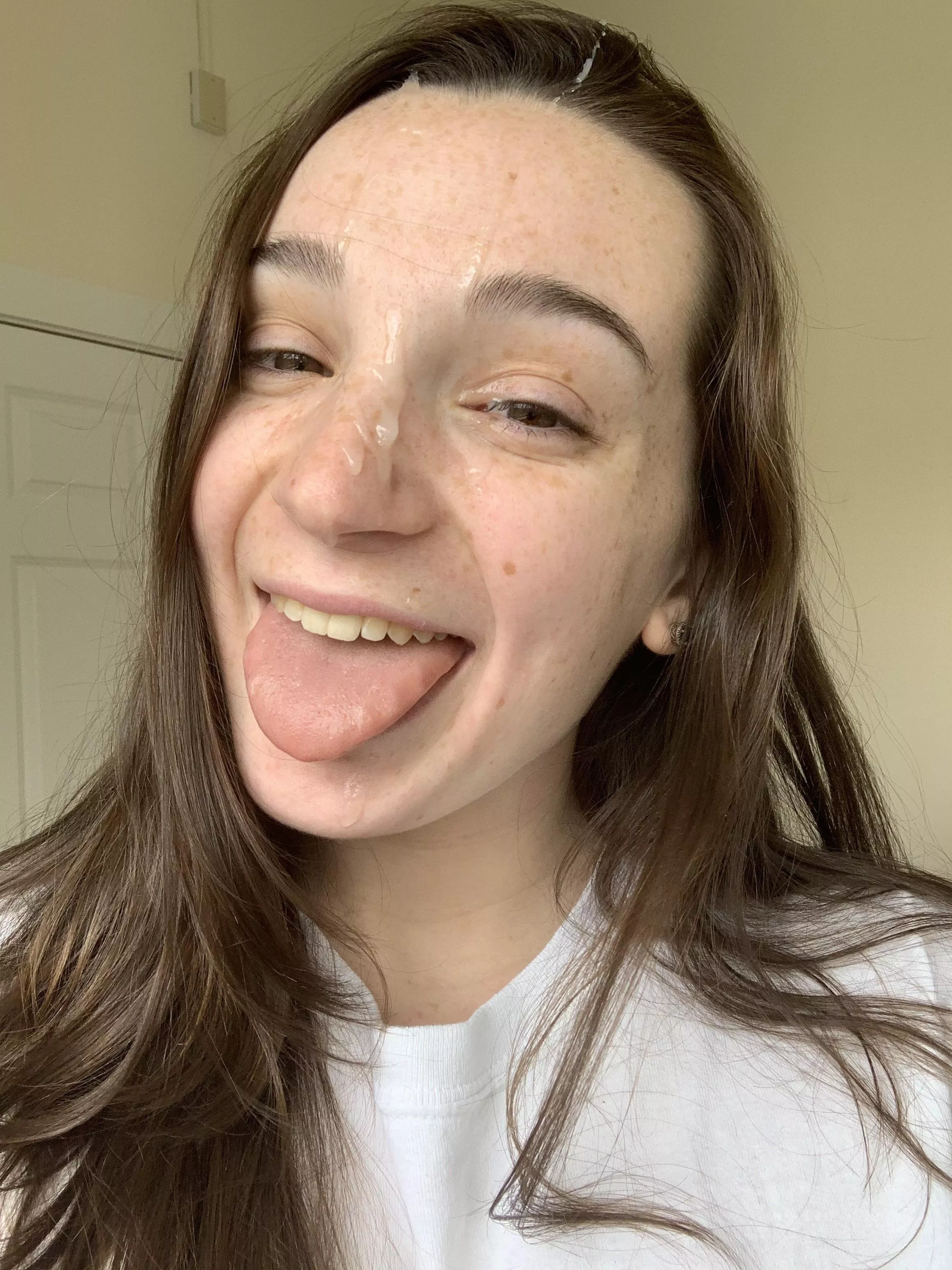 Adorable posted by joyboy27