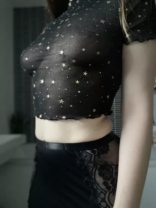 Adorable yet sexy ? by Pale_but_peachy