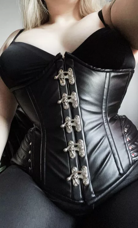 Adore my body in this corset by CinderLady