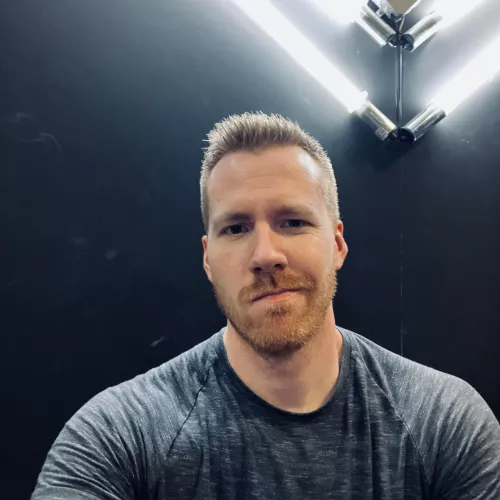 After 1 year of homegym, I finally got the courage to sign up for a real gym … let’s see where this is going … by Cookielity