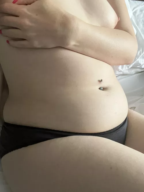 After a big breakfast! by FatFetishBabe